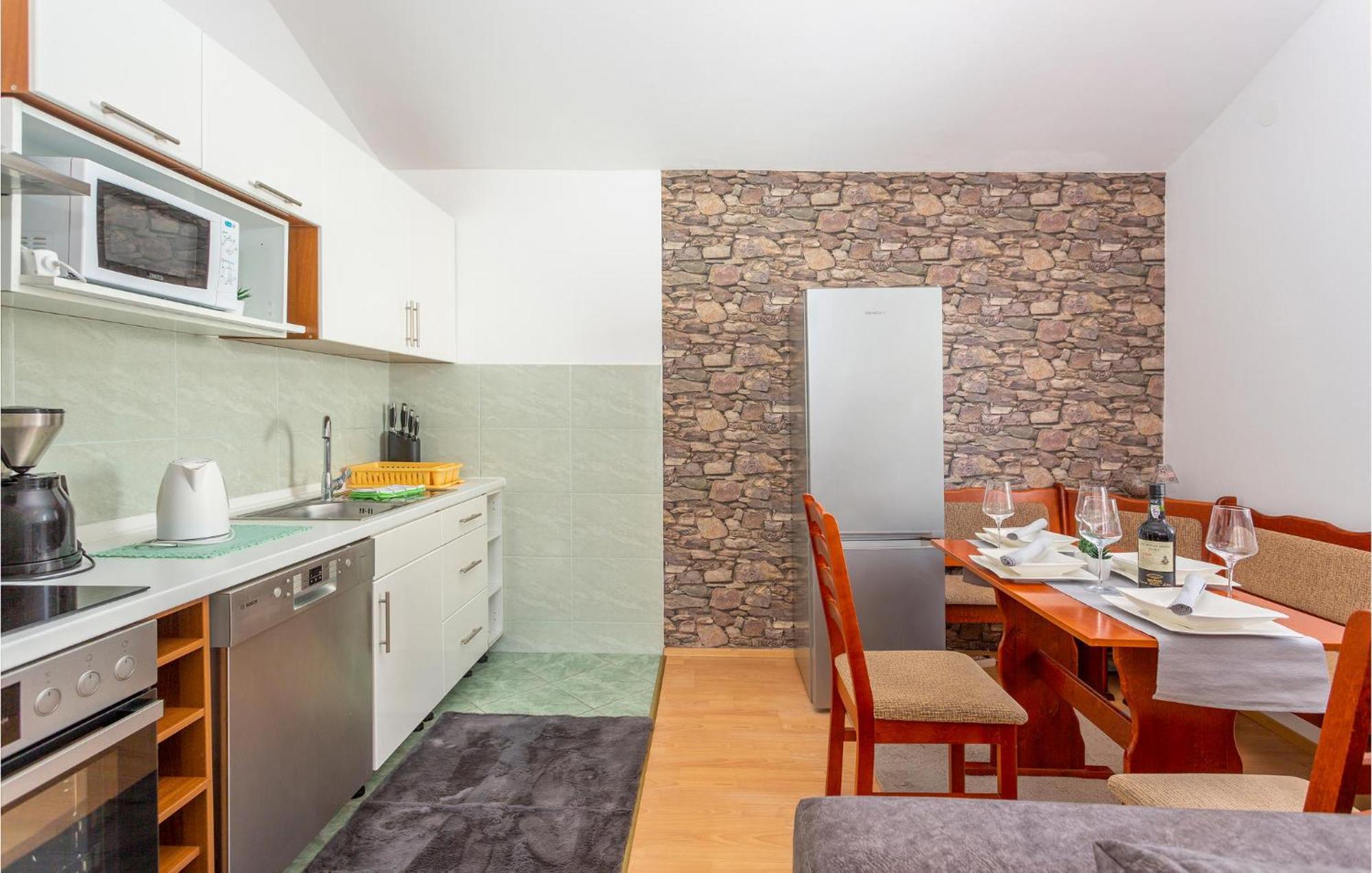 Beautiful Apartment In Krk With Kitchen Krk Town Exteriér fotografie